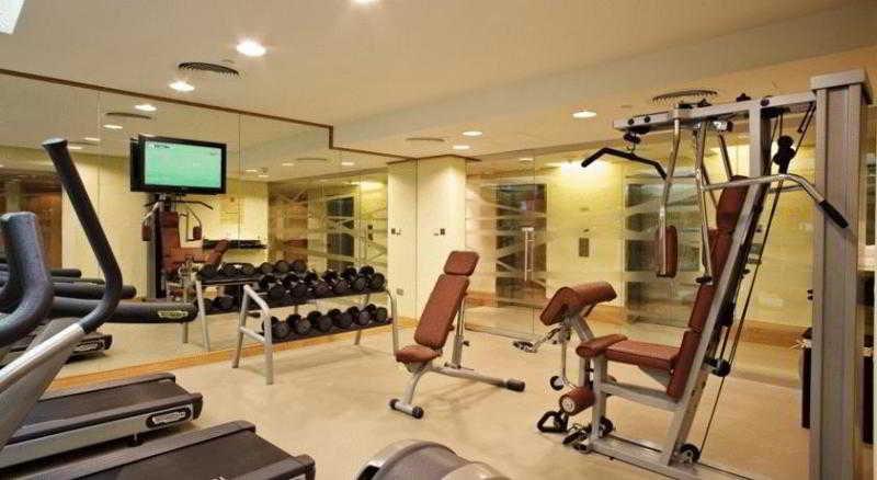 Ibis Dubai Al Rigga Hotel 3*